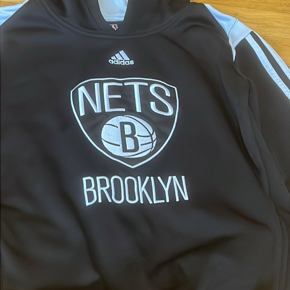 Adidas Nets Black and White Kids Hoodie Size 10/12 - Picture 2 of 5